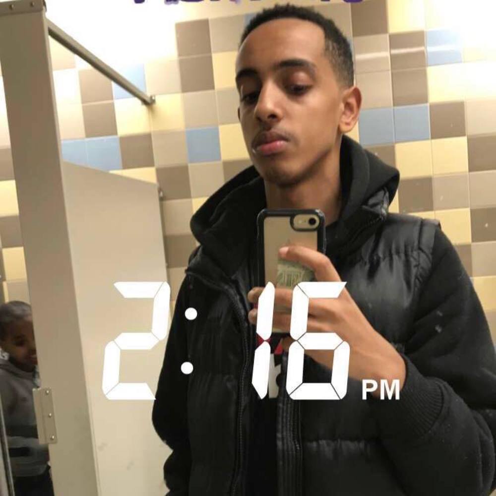 Meet your Posher, Khalid